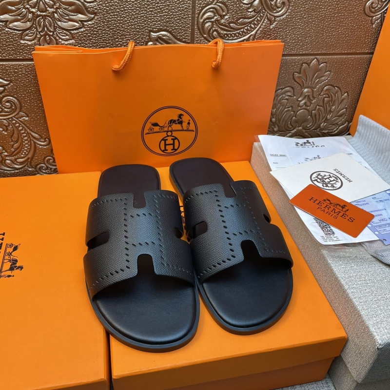 H**mes slippers
